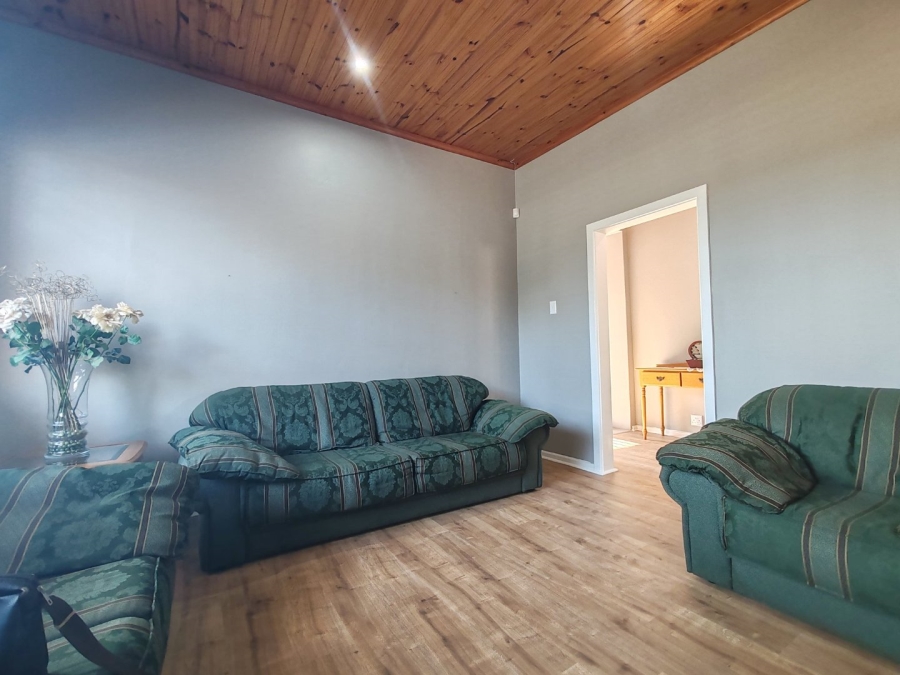 4 Bedroom Property for Sale in Newton Park Eastern Cape